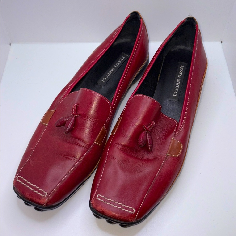 Sesto Meucci Italian Women's Red Brown Leather Driving Shoes Loafer Quiet Luxury